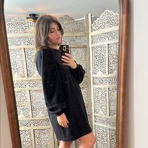 H&M Black Sweatshirt Dress with Oversized Sleeves